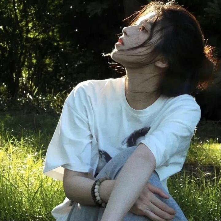 窗户上的阴影